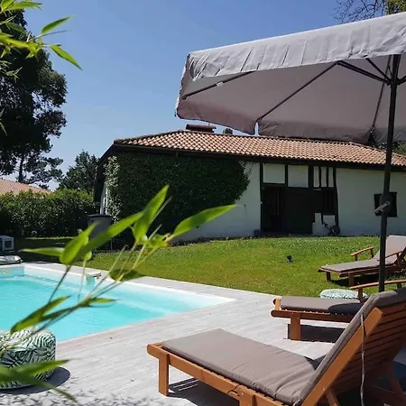 Landaise Avec Piscine, Proche Plages Et *